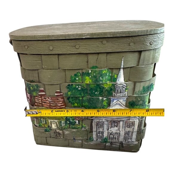 Vtg Hand-Painted Green Picnic Basket Purse Church Steeple Handle Village Scene - Picture 2 of 11